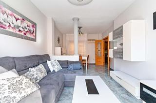 Casa in Santo Domingo. Vivienda unifamiliar en santo domingo con garaje doble