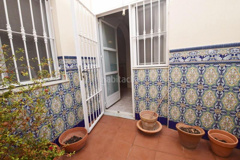 Foto c41149ba-baaa-4774-b21a-dd2716cd29c5. Casa con parcheggio in Ejido centro Ejido (El)