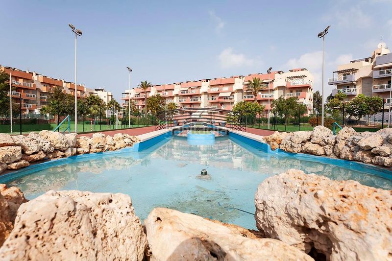 Foto fa217fb8-381b-4c2f-9a74-ba52f4b4267a. Pis amb aparcament piscina a Almerimar Ejido (El)