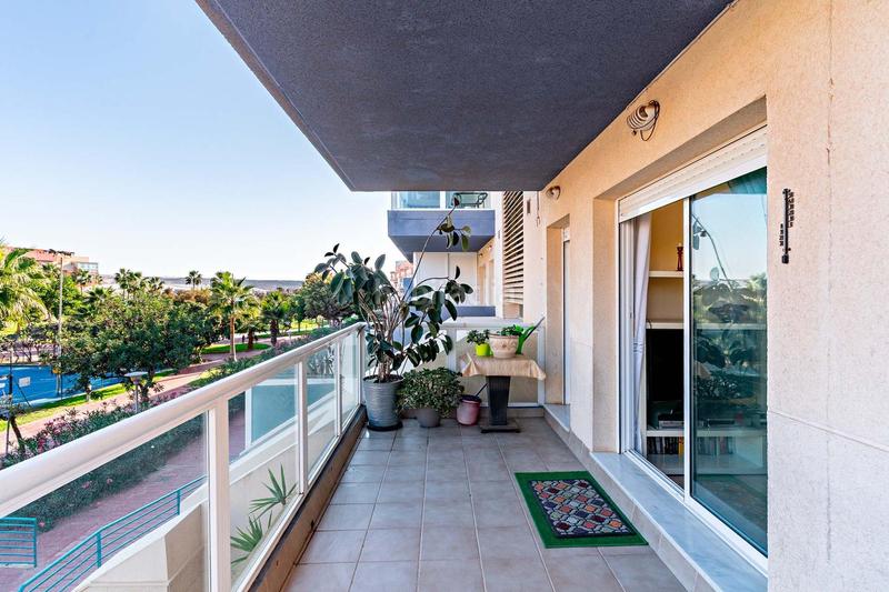 Foto 4295bfd4-2c34-4d76-b128-285912541051. Appartement avec parking piscine dans Almerimar Ejido (El)