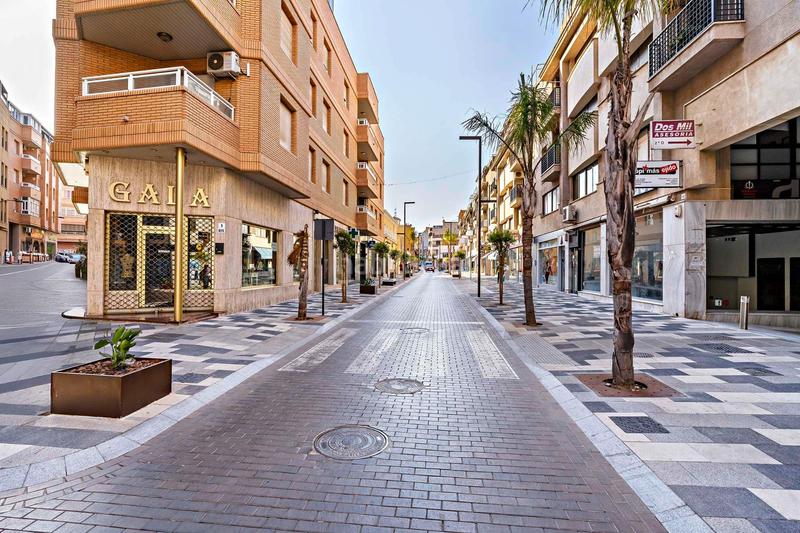 Foto 34baf2f4-5123-47a5-8b03-8bc04126cb3d. Pis amb aparcament a Ejido centro Ejido (El)