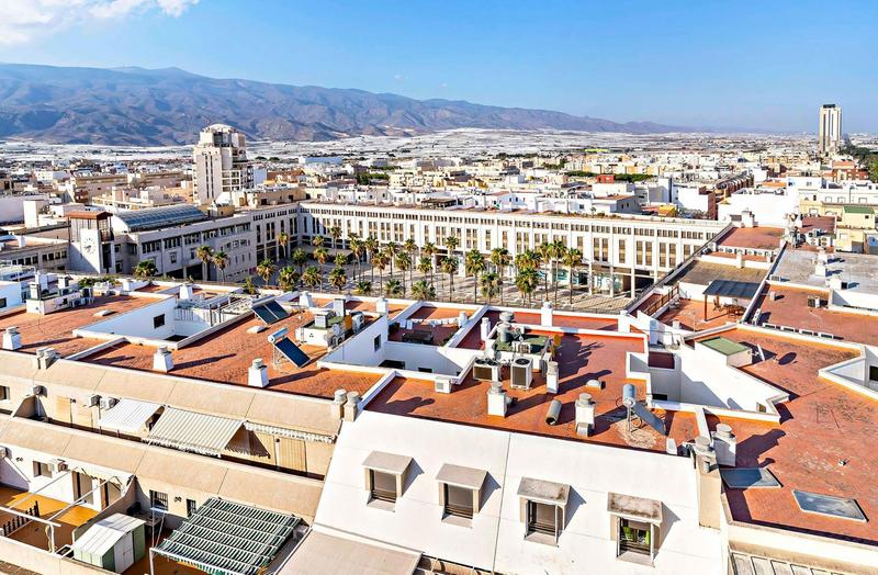 Foto 9e124762-1015-4884-9f56-63c8000233aa. Pis amb aparcament a Ejido centro Ejido (El)