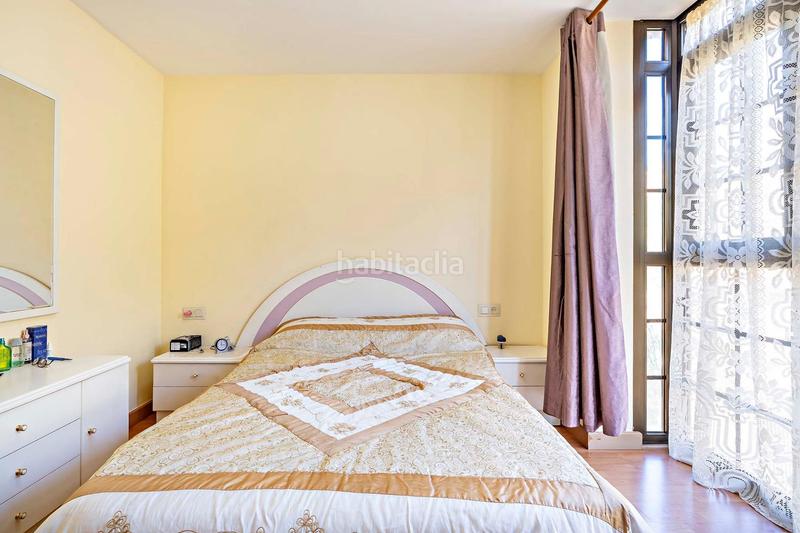 Foto 9c83b357-5f44-4799-ba30-ced951362434. Etagenwohnung mit heizung parking pool in Almerimar Ejido (El)