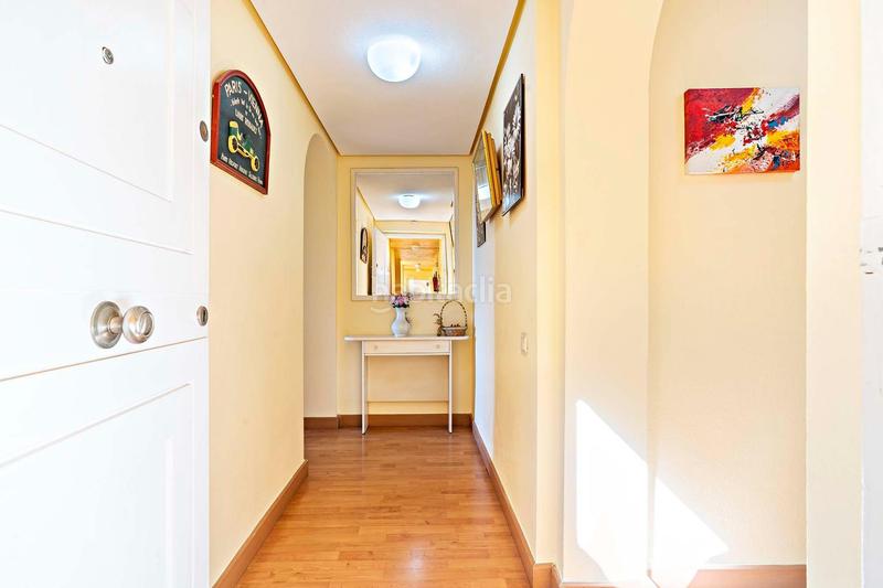 Foto b25eb364-12fe-439c-ad92-e50fba5f6da0. Etagenwohnung mit heizung parking pool in Almerimar Ejido (El)