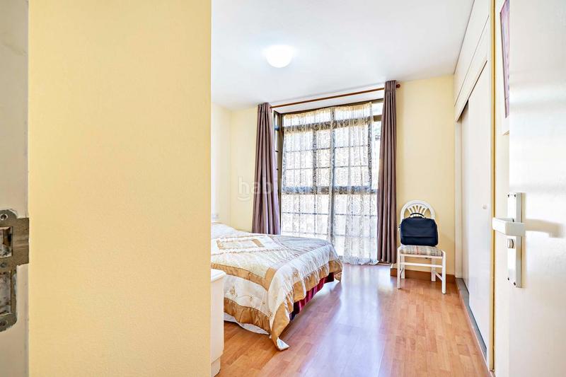 Foto cdccde7a-fc4b-41aa-8a8e-5f5e288b6bc3. Etagenwohnung mit heizung parking pool in Almerimar Ejido (El)