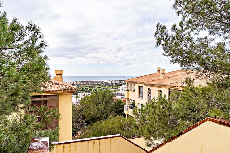 Foto d74a9a10-3cab-4b4d-b321-1542d98a6f73. Etagenwohnung mit heizung parking pool in Almerimar Ejido (El)