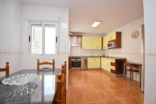 Miete Etagenwohnung  Paseo de las lomas. Amplio y moderno piso en alquiler en el ejido  zona pabellón