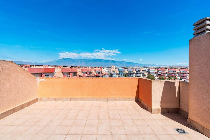 Foto 46351e23-26c6-443e-9d78-59b81767f299. Àtic amb aparcament piscina a Almerimar Ejido (El)