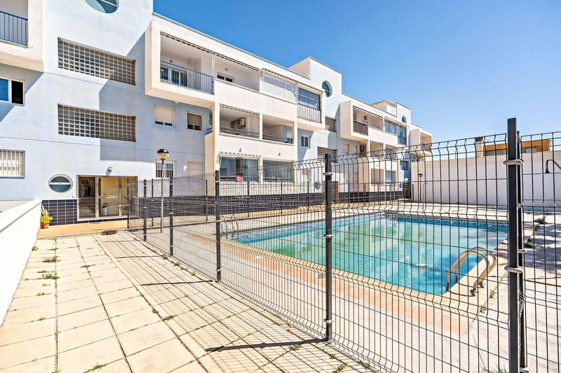Foto 5b3545b8-6c15-4901-a2fa-4e22f2763148. Àtic amb aparcament piscina a Balerma Ejido (El)
