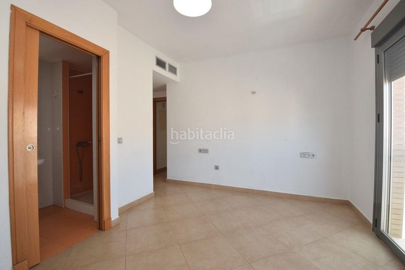 Foto d2a9c00e-ea36-4eec-96ba-74eba55d3eea. Pis amb aparcament a Pabellón - Estación - El Corte Inglés Ejido (El)