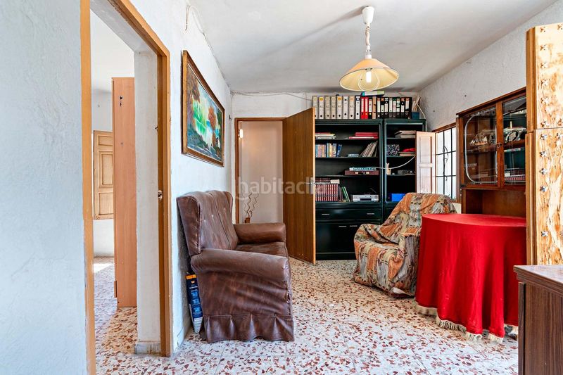 Foto c8822abf-9173-43fc-b0aa-a086cfd72a9c. Casa a Dalías