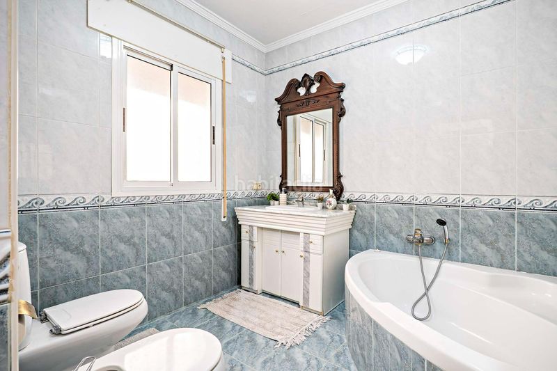 Foto 2a9cc48e-f2b8-4d61-bf25-78d036e2d824. Casa amb aparcament a Ejido Sur Ejido (El)