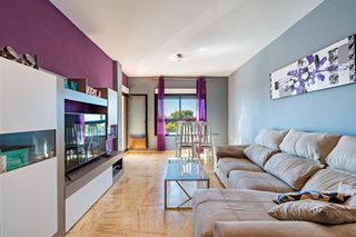 Flat in Ejido centro. Piso de 3 dormitorios totalmente amueblado con terraza y 2 plaza