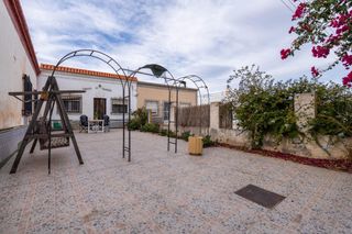 Casa a Alhama de Almería. Vivienda con terreno en huéchar  alhama de almería