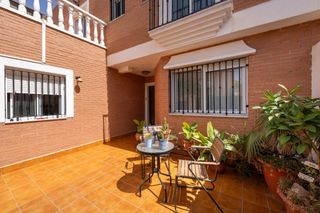 Maison jumelée  Calle marx
