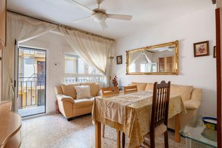 Etagenwohnung  Calle jose maria acosta. Venta de vivienda en una de las zonas con más historia de almerí