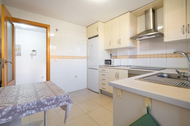 Foto 24f7bf89-15cc-408e-ac87-629cfc32e552. Piso amplio y moderno piso en zona la goleta en nueva Almería - cortijo grande - vega de acá Almería