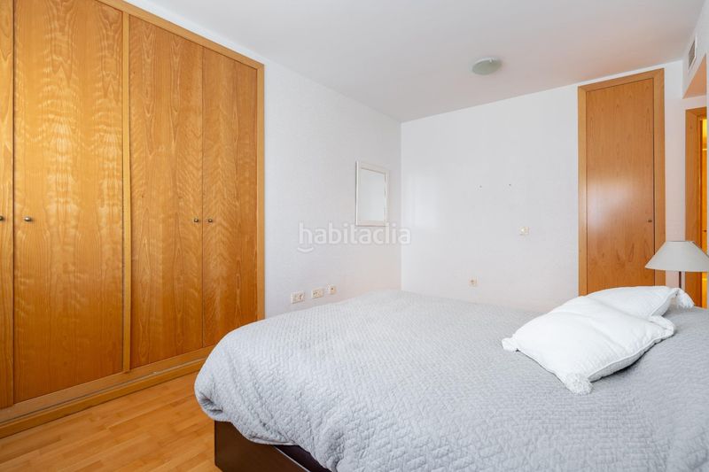 Foto 4270b63b-b148-43d4-a979-656159f2b6b6. Piso amplio y moderno piso en zona la goleta en nueva Almería - cortijo grande - vega de acá Almería