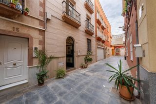 Maison  Reinaldos. Una casa con alma en el corazón de almería 278 m2 y dos terrazas