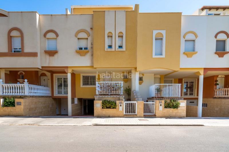 Foto aa1d9c04-f5d7-4ee5-8eaf-38a72bcb2d93. Chalet  con piscina en nueva almeria en nueva Almería - cortijo grande - vega de acá Almería