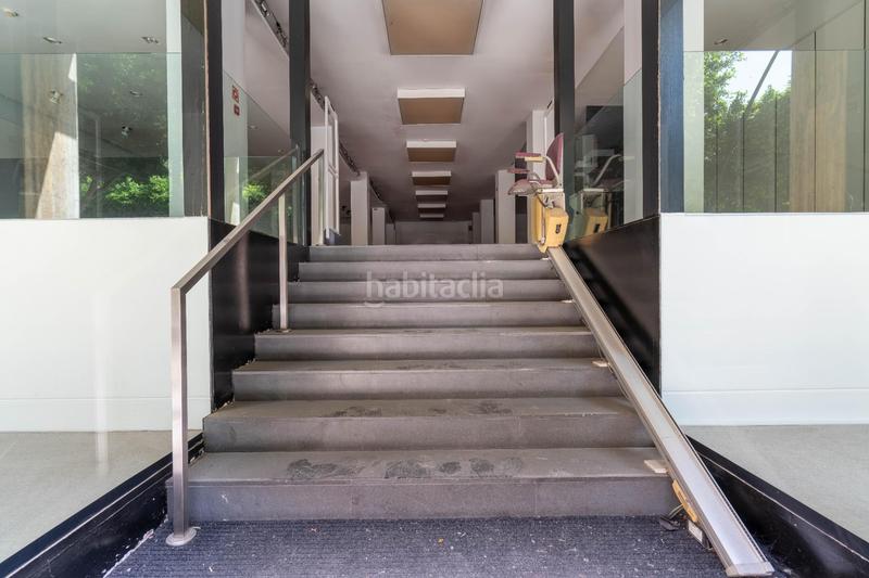 Foto a092c810-376a-41ae-b866-26aceb42f47f. Affitto locale commerciale in paseo de Almería 57 in Almería