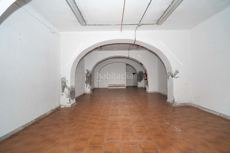 Foto 44f55cad-3eed-47ff-9c24-5f08e1ac4634. Lloguer local comercial a paseo de Almería 57 a Centro Almería