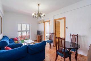 Lloguer Pis a Jesus perceval 115. Piso de 3 dormitorios y 1 baño