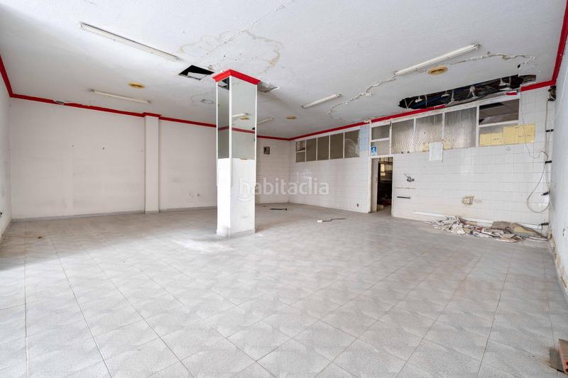 Foto b1817521-0036-4fdb-9bac-b6d8470bb9c9. Local comercial oportunidad local comercial en el centro en Baza