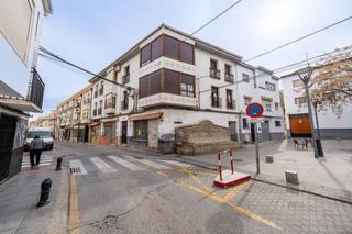 Local Comercial a Baza. Oportunidad local comercial en el centro de baza