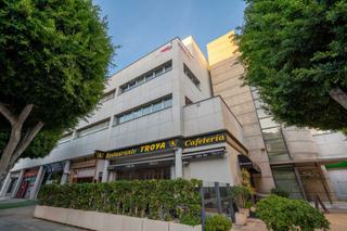 Miete Büro in Calle lentisco 51. Oficina de 127 m2 diáfana y luminosa en la celulosa