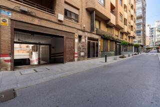 Parking coche en Calle marqués de comillas 14