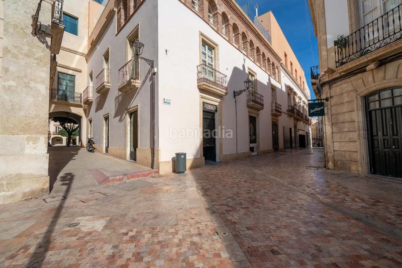 Foto 48cb5b7f-6a8b-47ca-82a8-9b12f77ebc05. Lloguer local comercial a calle dr leal ibarra 1 a Almería