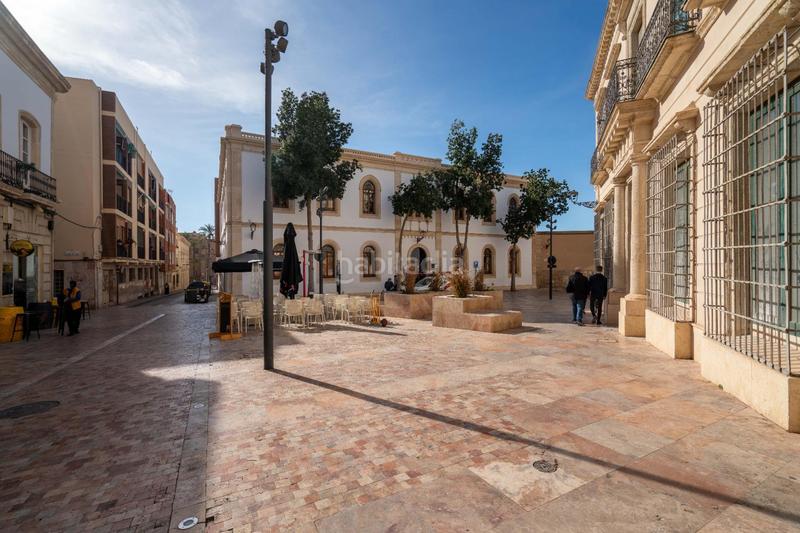 Foto deff50d1-2a0b-40bc-80e2-4f215f8d5246. Lloguer local comercial a calle dr leal ibarra 1 a Almería