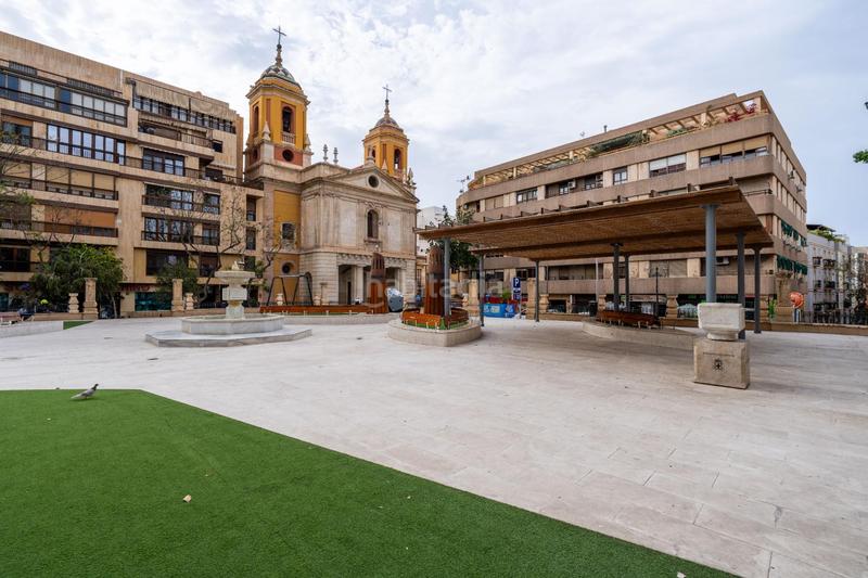 Foto dfc835ce-fc87-4c52-9cac-79199e91a049. Lloguer local comercial a calle dr leal ibarra 1 a Almería