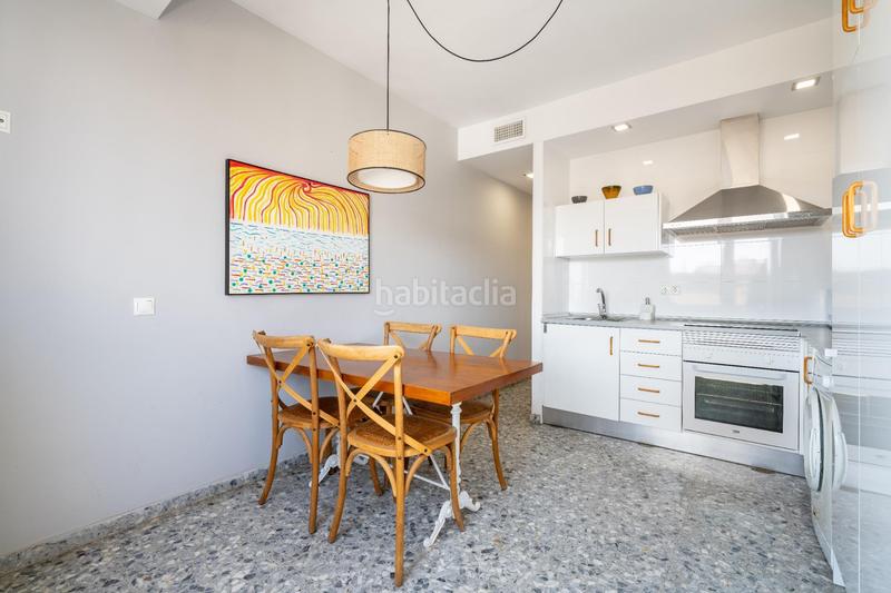 Foto ed765110-3b8c-42b3-baeb-cb2fb7ad0873. Location appartement dans paseo de Almería 16 dans Centro Almería