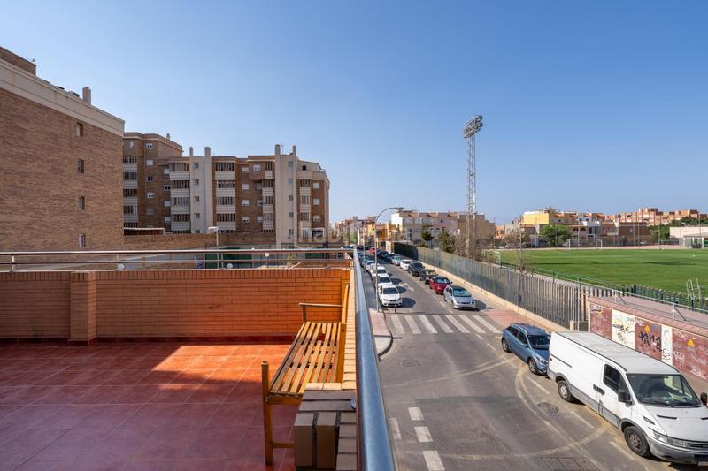 Foto 0c777534-2d24-49df-ba1f-75a1e9368bae. Appartement dans calle de antonio cano 28 dans San Luis Almería