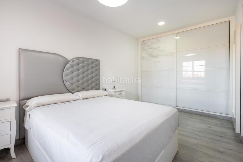 Foto 2e4ce03a-2ac4-4995-a4a2-b18b6a63d64d. Appartement dans calle de antonio cano 28 dans San Luis Almería