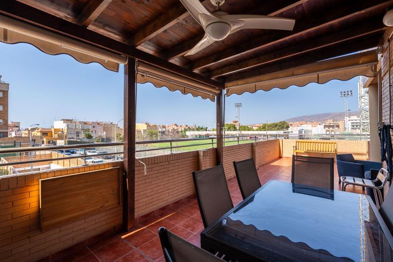 Foto 9279331f-fb2a-46ab-ad46-e2b4e6ccefb0. Appartement dans calle de antonio cano 28 dans San Luis Almería