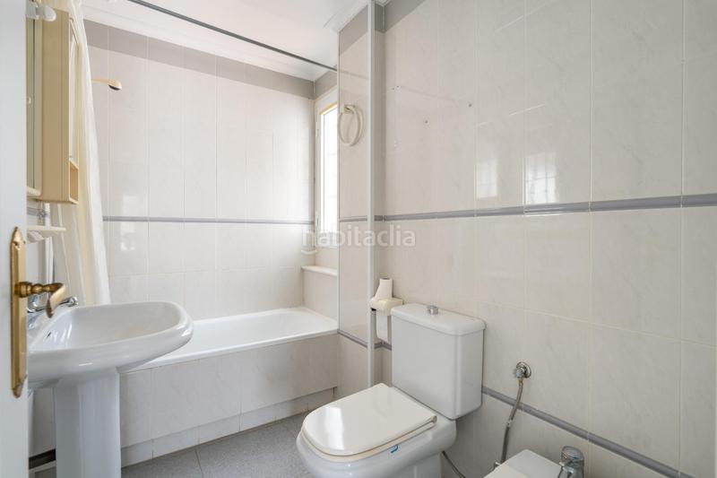 Foto 70771bed-4a57-4ba2-8c48-ab2d29861a23. Lloguer àtic a avenida de villa áfrica 11 a Aguadulce Sur Roquetas de Mar