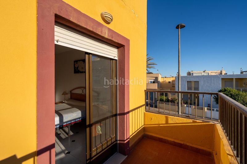 Foto 54d52289-23ac-4f2d-9d9a-9bcea30f84e2. Casa adossada a calle isla tabarca (cg) 2 a Cabo de Gata