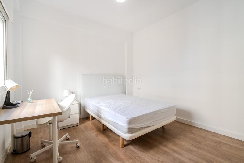 Foto 09a6d0ef-5cd6-4294-ba02-74861d233478. Alquiler piso en rambla alfareros 13 alquiler de habitaciones en Almería