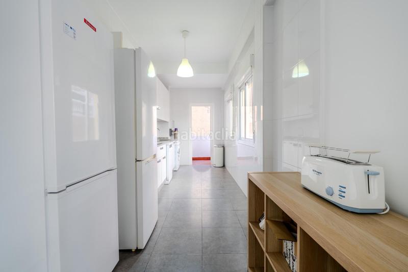 Foto 513aa704-83f4-4842-bfe8-d018d28486c2. Alquiler piso en rambla alfareros 13 alquiler de habitaciones en Almería