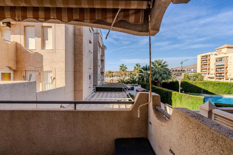 Foto f9e847e1-46fd-4933-8e9e-e6e426156d1b. Pis amb aparcament piscina a Aguadulce Norte Roquetas de Mar