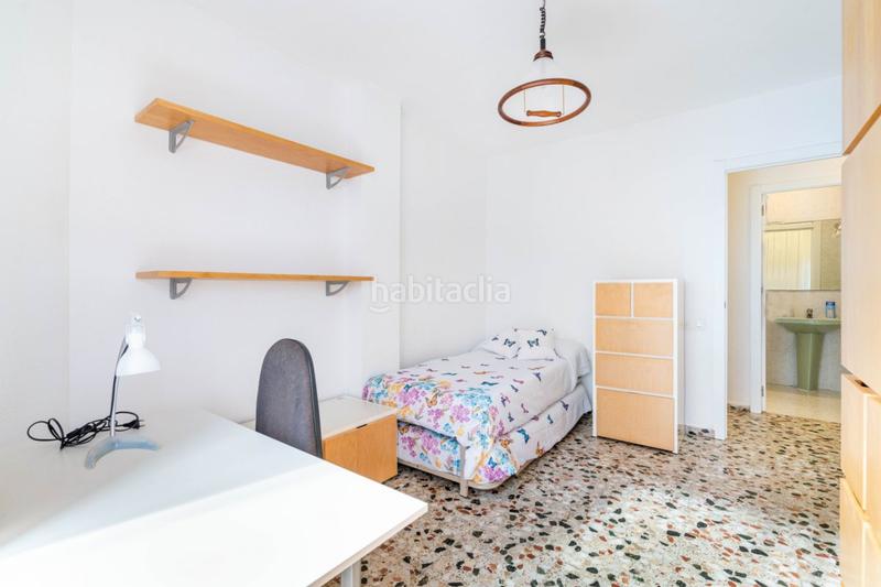 Foto 59a33261-2aa8-4586-b9a3-c9b9a00f78b3. Alquiler piso  en alquiler en javier sanz en Centro Almería