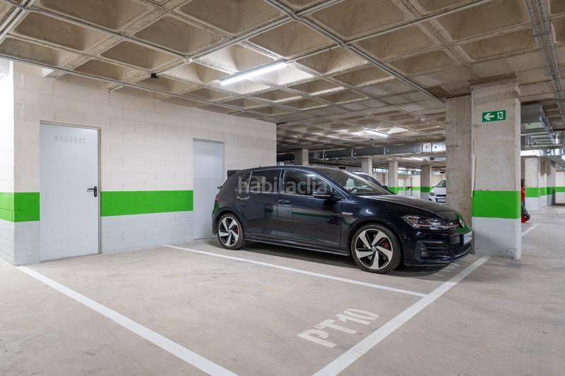 Foto 3868b6be-b4f4-4031-b075-2a684780b3cd. Attico con parcheggio piscina in Nueva Andalucía Almería