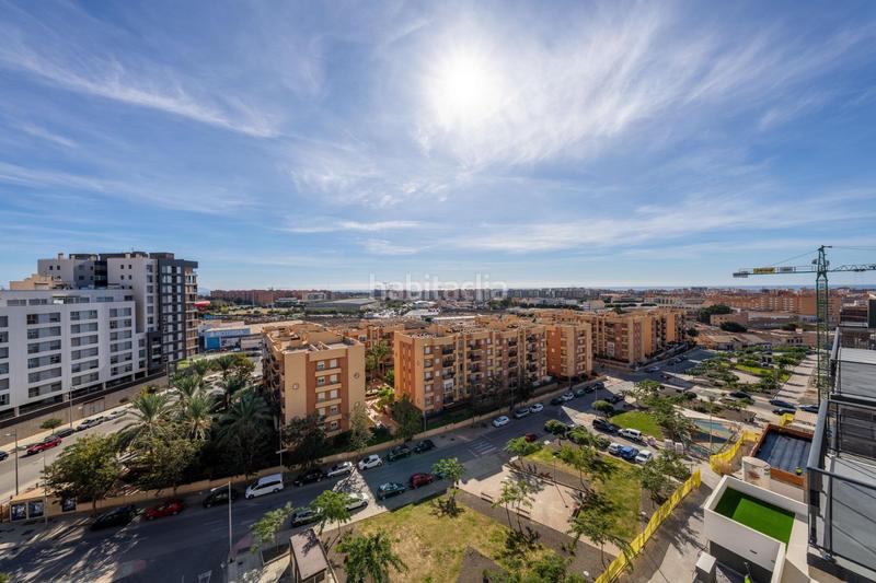 Foto 936a9a76-aa17-4741-9d4a-448ea5ef4b4a. Attico con parcheggio piscina in Nueva Andalucía Almería