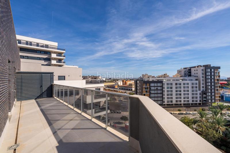Foto f29cdfaf-e9bf-4bab-9438-82fbcc8483e0. Attico con parcheggio piscina in Nueva Andalucía Almería