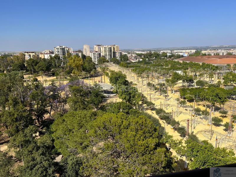 Foto 4bf89f95-5f32-42a8-a49f-af8720725bc8. Piso  en Parque Avenida Jerez de la Frontera