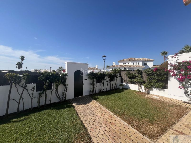Foto c4278643-90f7-4fe5-8fac-082721f88d69. Location chalet avec chauffage parking dans Vistahermosa Puerto de Santa María (El)