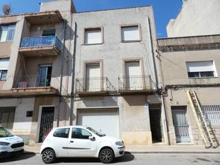 Maison  Ulldecona. Casa en venta con almacén y dos viviendas.